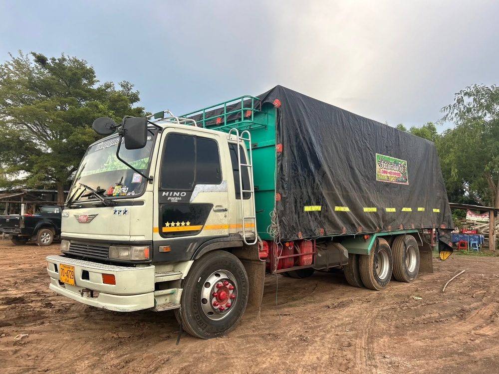 รถบรรทุกของไกรยุทธ Transport